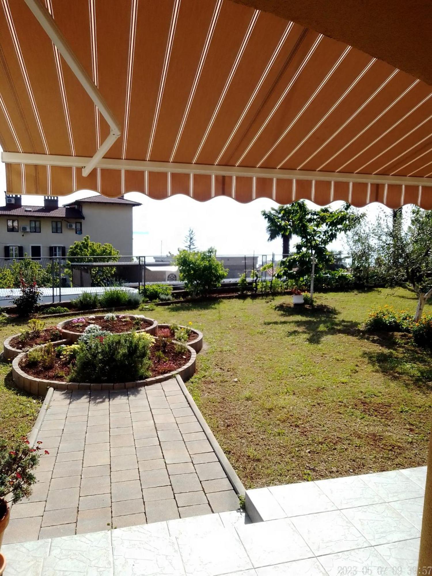 Apartman Lori Lovran Exterior photo